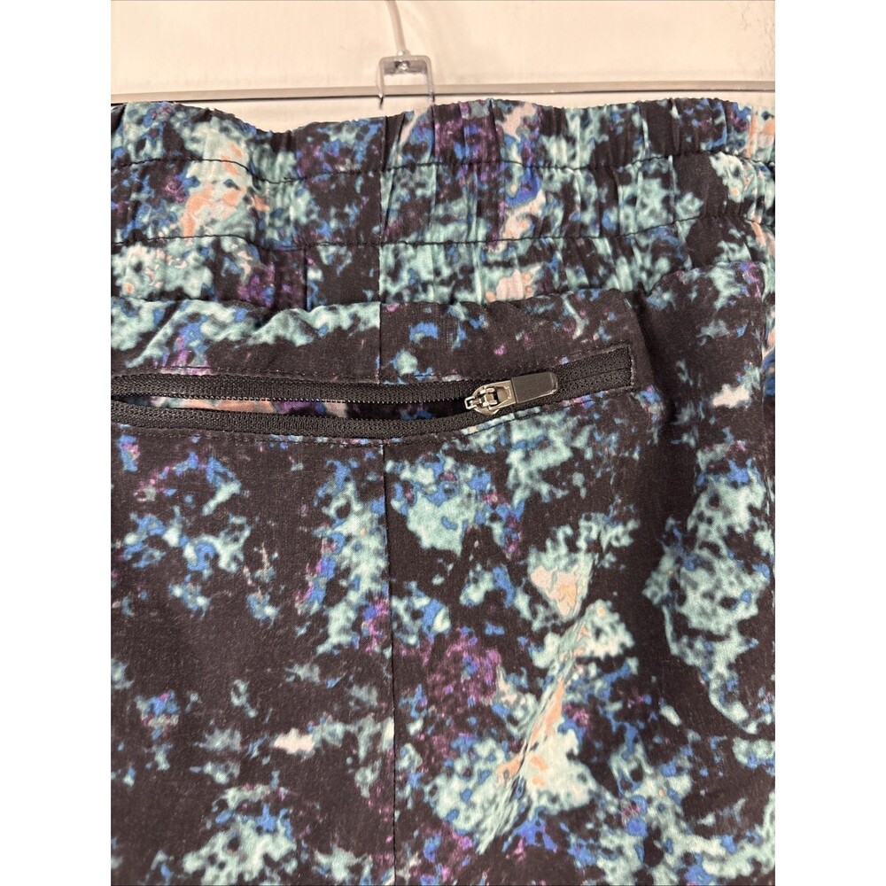 Fabletics Womens Size Med Olesia Black Double Layer Athletic Shorts EUC - Picture 6 of 8